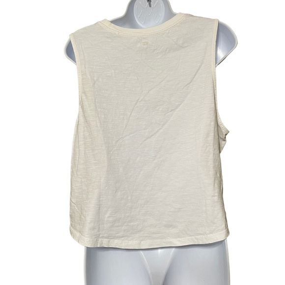 Levi’s Pink Flower White muscle style tank top - Picture 4 of 4